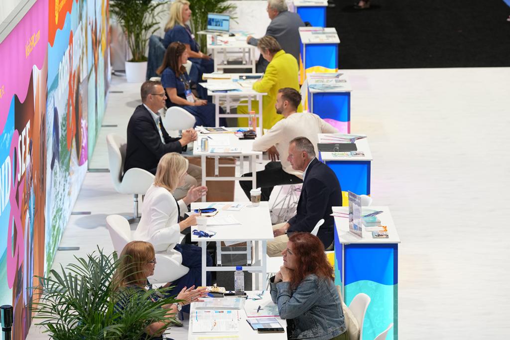 Attendees meeting at IPW